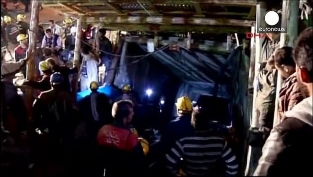 Турция: под завалами в шахте около 20 горняков