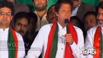 Imran Khan Making Fun of Nawaz Sharif's English Speaking Skills & His Notes Reading Habit