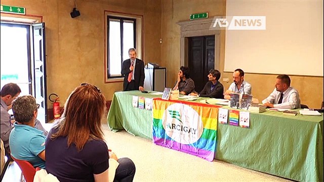 MATRIMONI GAY, HONSELL SCRIVE AL PREFETTO