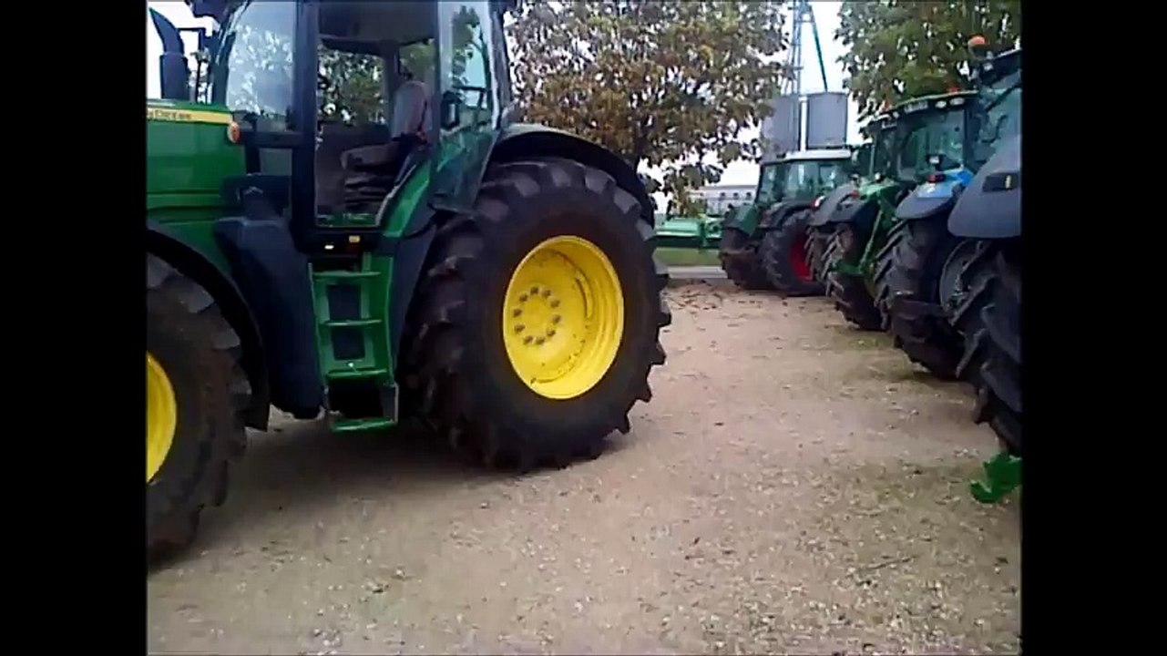 John Deere 6210R
