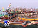 Boats returning home as cyclone danger looms - Tv9 Gujarati