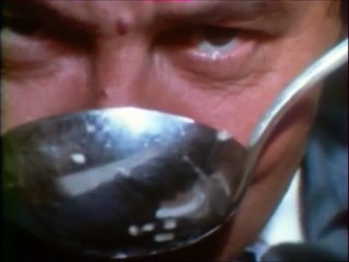 Professeur Corbiniou - Transformer des petits suisses en saucisses