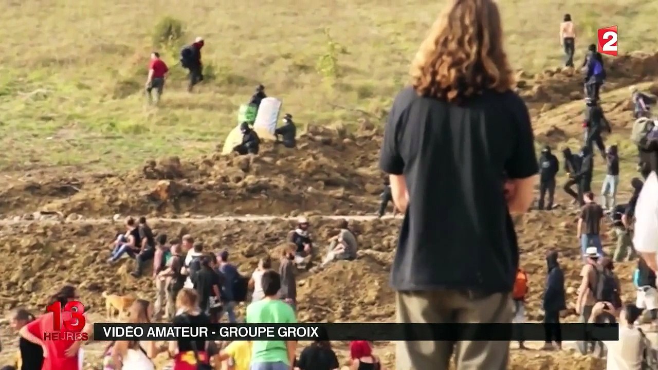 Mort de Rémi Fraisse : premières images des affrontements entre gendarmes et manifestants à Sivens