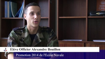 PRESENTATION AU DRAPEAU ECOLE NAVALE