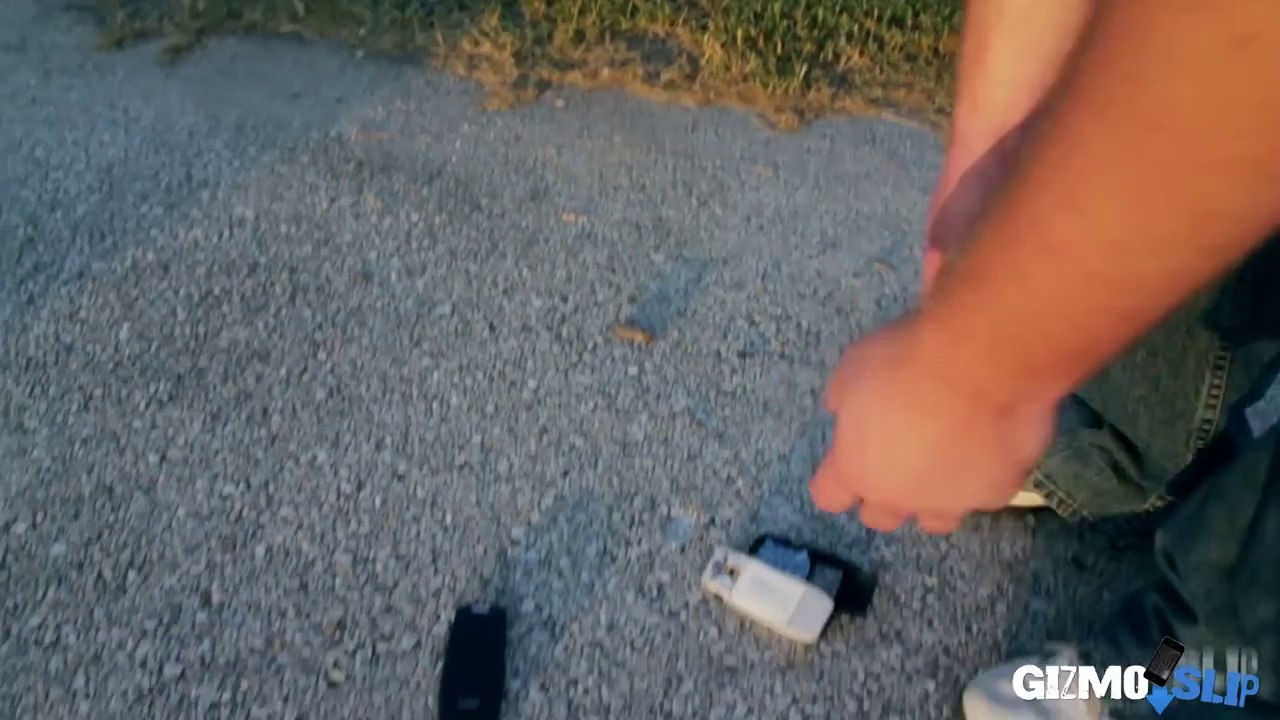 Nokia 3310 VS GROSSE MASSE !!!