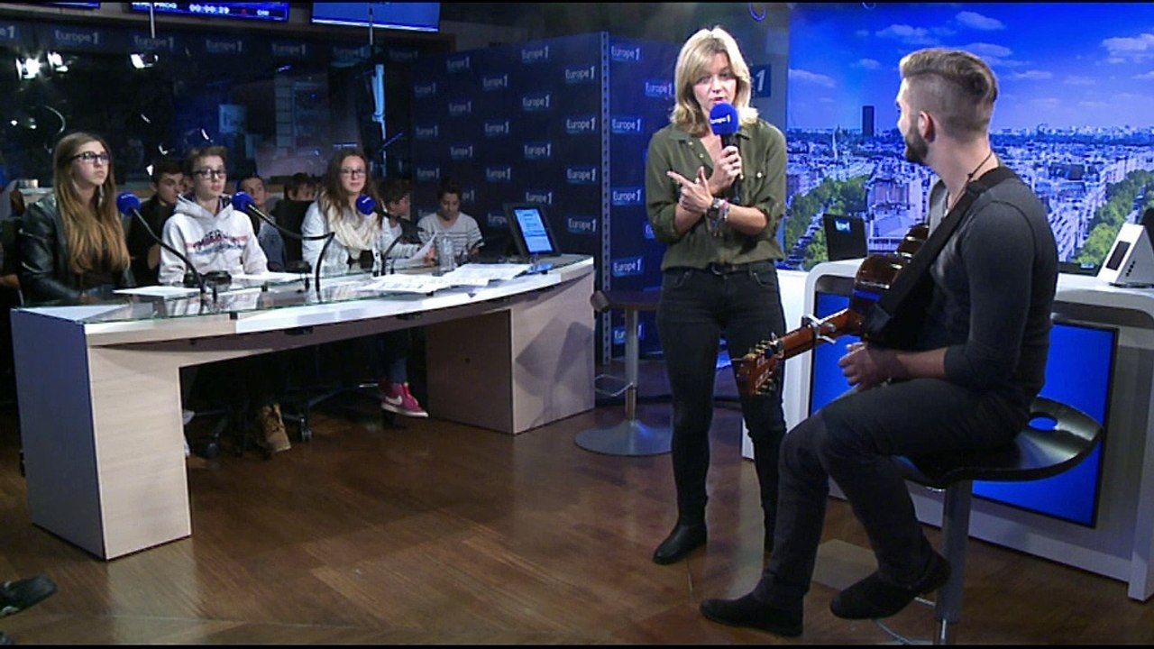 Kendji: "Oui on m'a montré du doigt parce que je suis gitan mais je fais avec! "