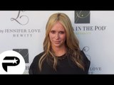 Jennifer Love Hewitt - La jeune maman lance sa nouvelle marque