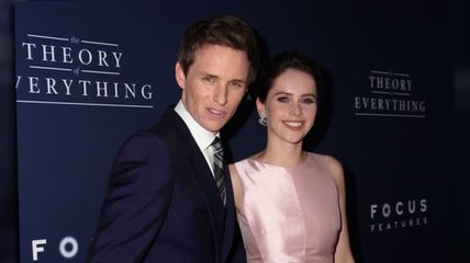 Eddie Redmanye und Felicity Jones bei der Premiere von The Theory Of Everything