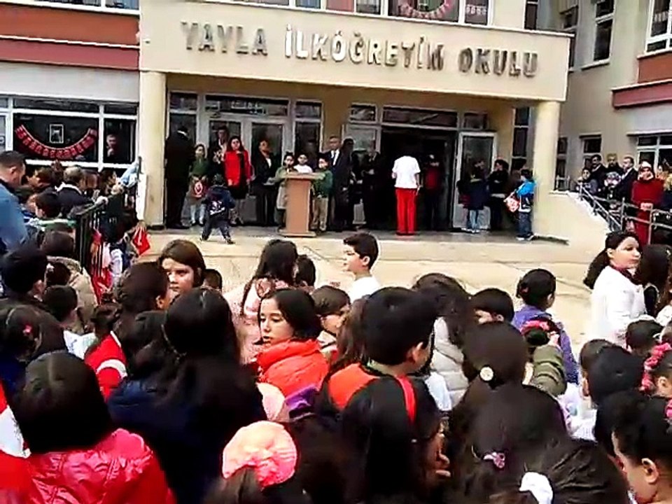 Bedirhan'ın Şiir Dinletisi