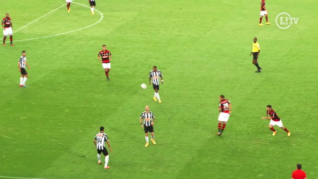 Muito talento! Tardelli mostra categoria e dá show de dribles