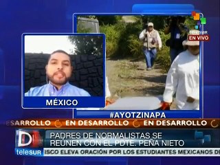 Prolongada reunión de padres de normalistas con el gob. mexicano