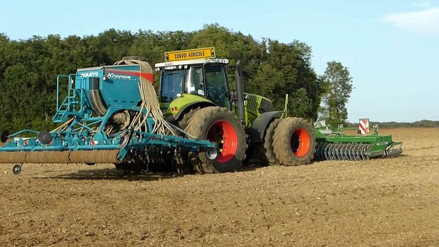 Sulky Kronos 6m + tasse avant Franquet bisynchrospire - semis de blé dans le 60