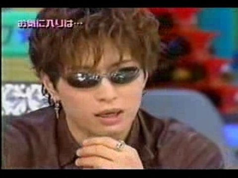 Gackt imitando a voz de K Y