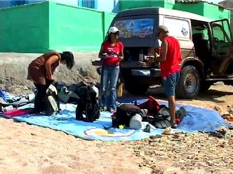 Karachi-Women Scuba Diving-Nadia Farooq