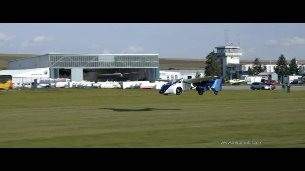 AeroMobil 3.0 - La vraie voiture volante de 2014