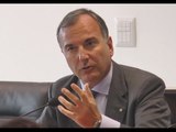 Salerno - Franco Frattini incontra gli studenti dell'Università (29.10.14)