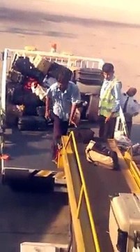 How Pakistani Airlines (PIA) Handles Our Luggage