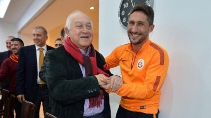 Yarsuvat ile Sabri Arasındaki Gülümseten Diyalog!