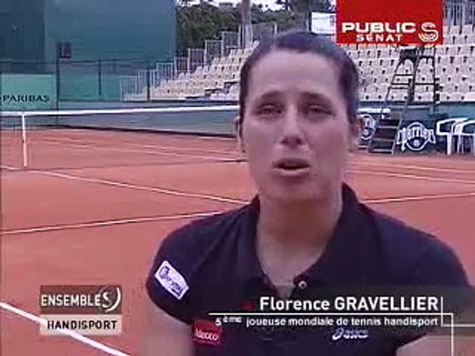 à‰mission du 07/07/2008 sur la pratique du sport des personnes handicapées. Invité : Jean-Paul Moreau, secrétaire national de la fédération handisport. Public Sénat a suivi Florence Gravelier, 5ème joueuse mondiale de tennis handisport lors du tournoi de