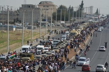 Peşmergeler Mardin'de Sevgi Gösterileriyle Karşılandı