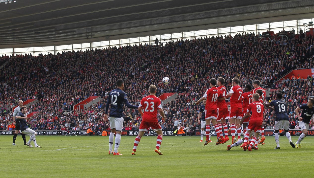 Juan Mata goal on free kick v Southampton
