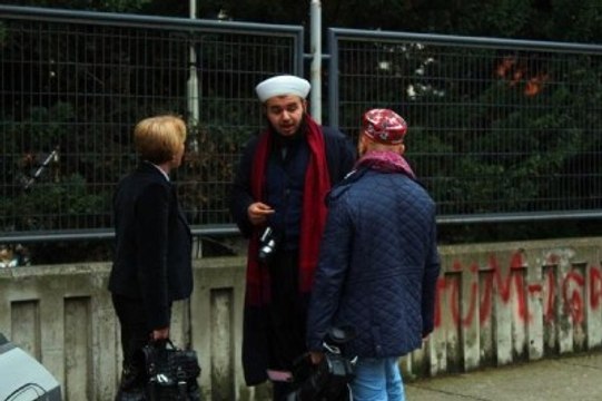 Validebağ'da Çekim Yapan Cübbeli İki Kişi Alandan Uzaklaştırıldı