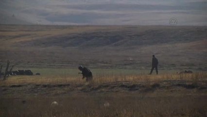 Küçük Nehir'in Ayakkabıları Bulundu