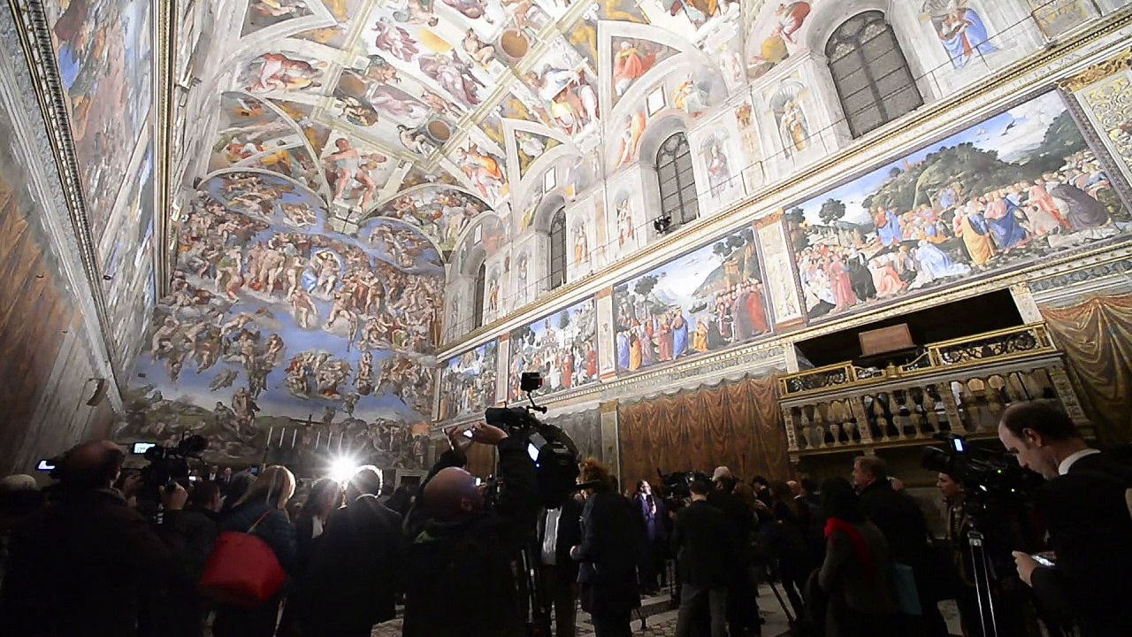 Capela Sistina ganha nova iluminação