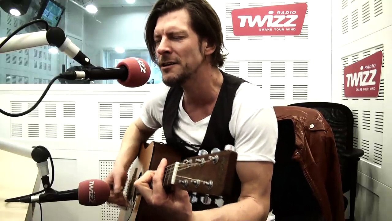 Stash - One more time - Unplugged @ Twizz Radio