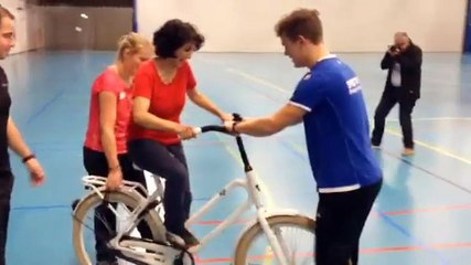 Deelnemers allochtonenfietsles laten het afweten - RTV Noord