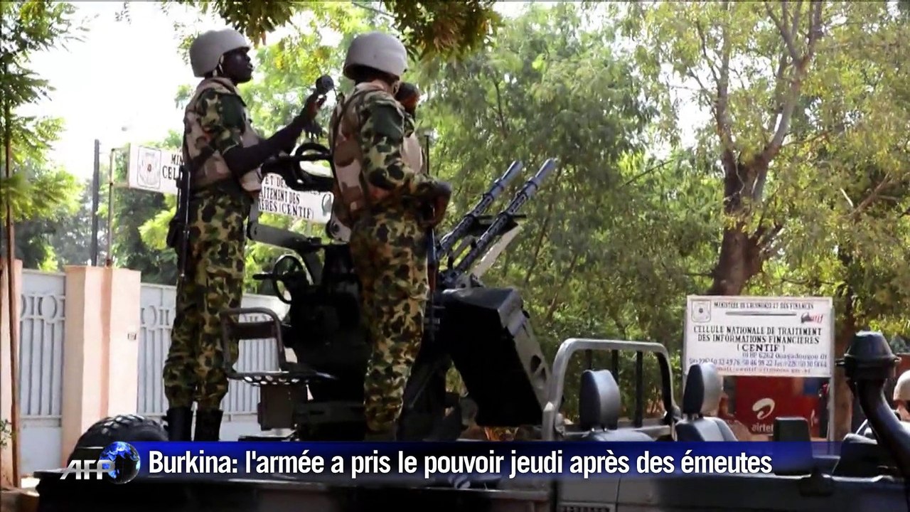 Burkina Faso : l'armée se place aux commandes du pays