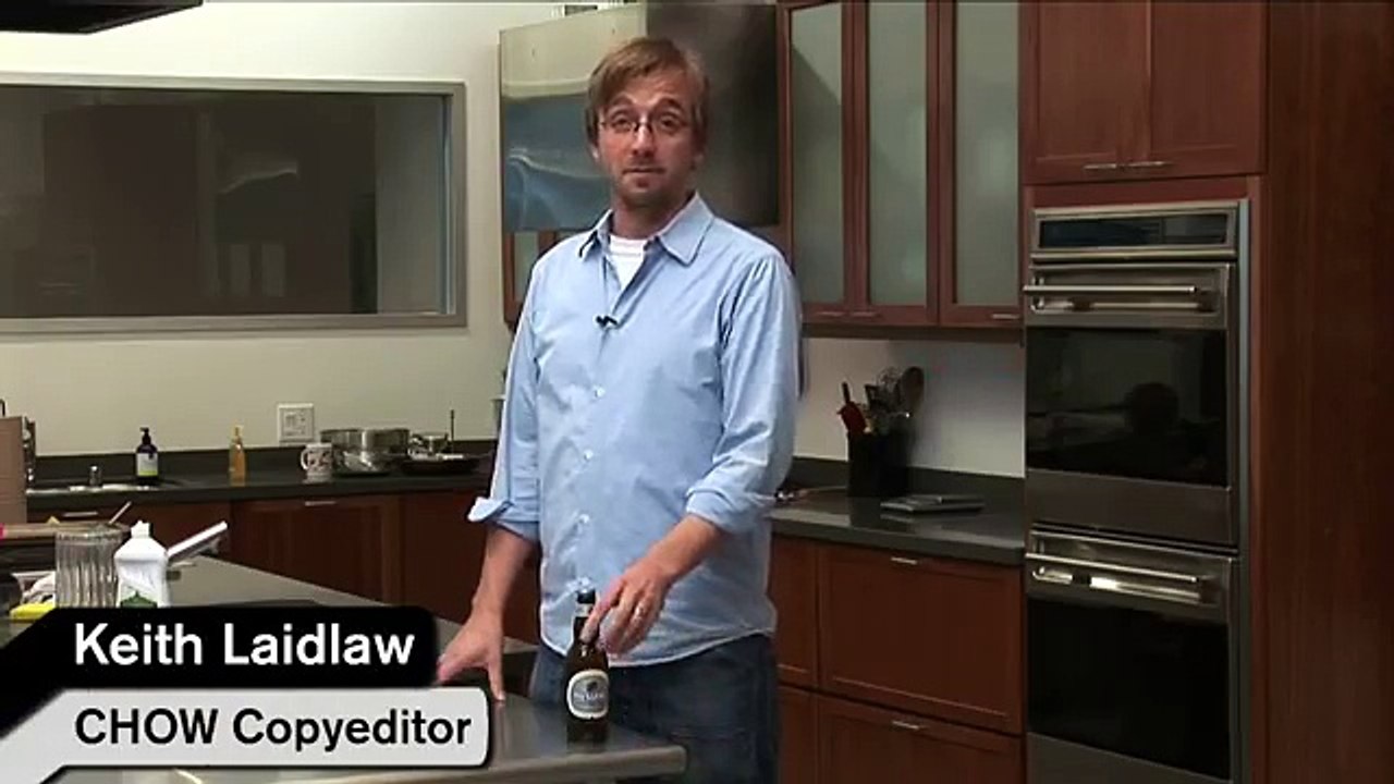 Comment ouvrir une bière...avec une bière !