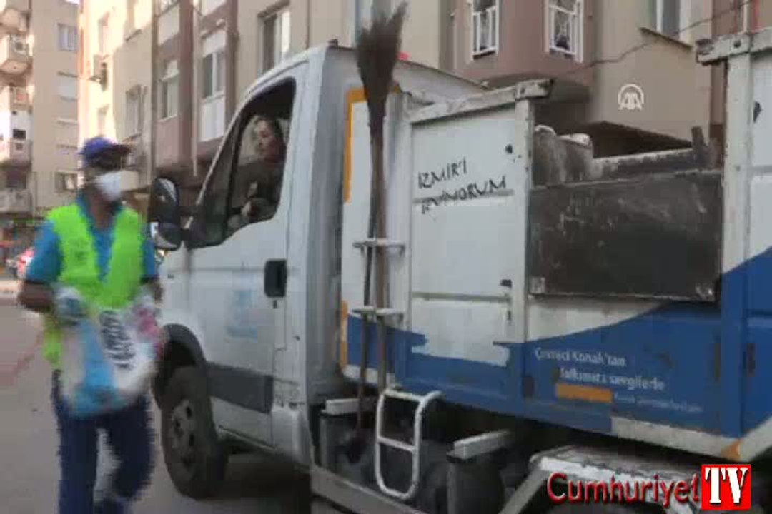 Yaptığı mesleğe kimseyi inandıramıyor