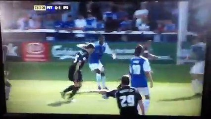 Paul Taylor s'illustre avec Peterborough