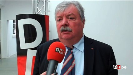 "Notre projet, engager des policiers en plus"