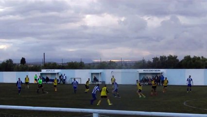 Gol bizarro entra para a história do futebol grego