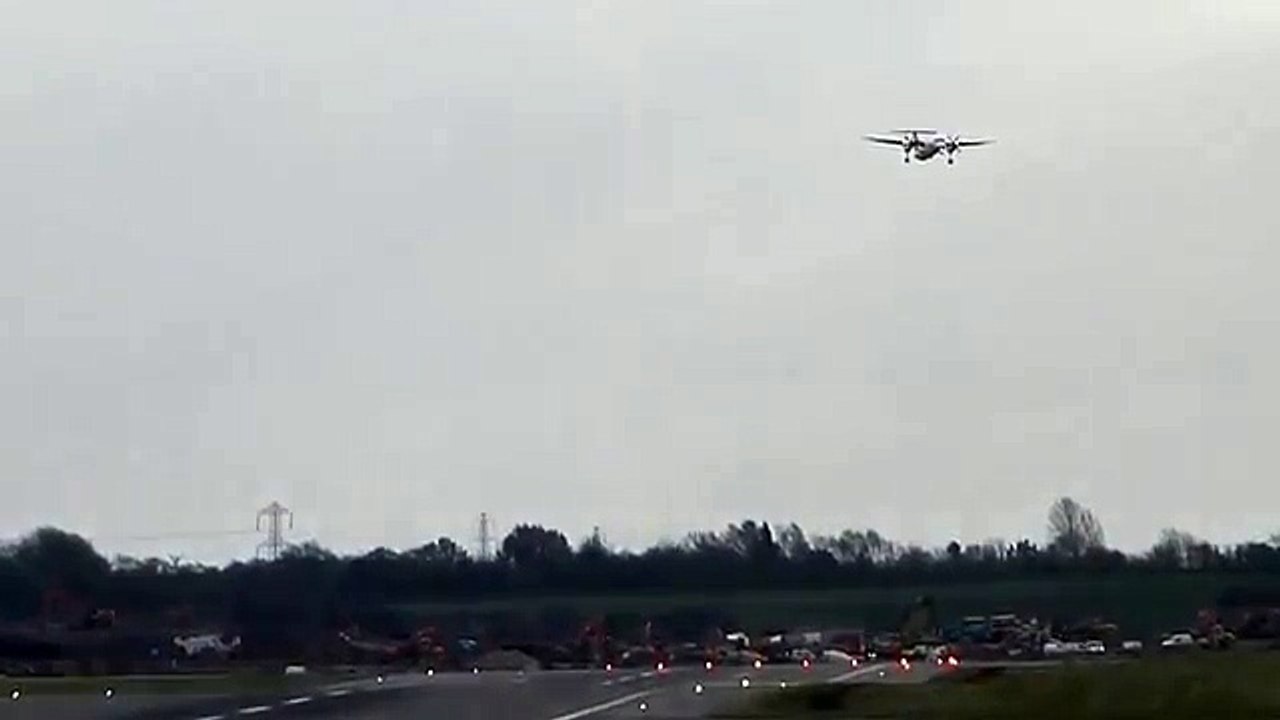 Un avion de Brussels Airlines évite de peu le crash à cause la tempête: la vidéo impressionnante
