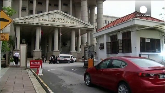 شکایت دو فرزند مسافر هواپیمای ناپدید شده مالزیایی