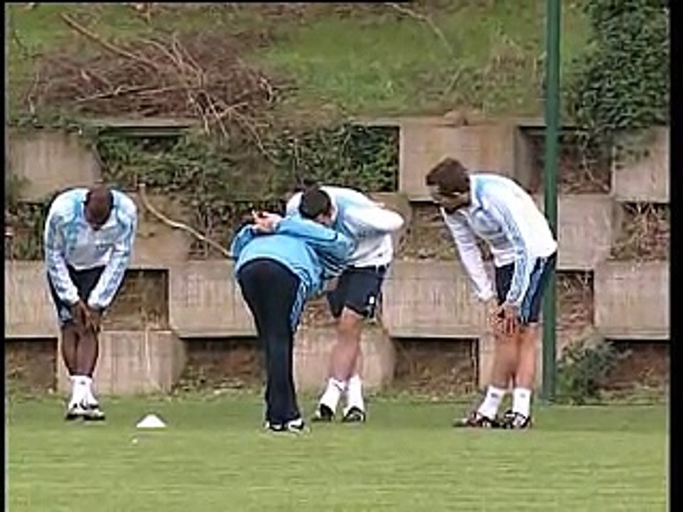 Décrassage avec Erik Gerets et José Anigo