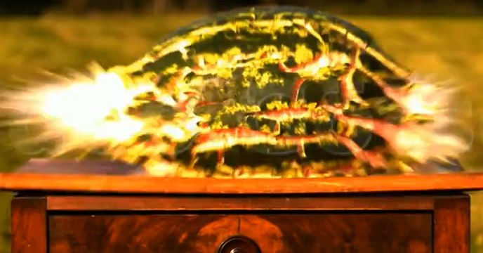 Karpuzun Patlama Anı! Ağır Çekim!