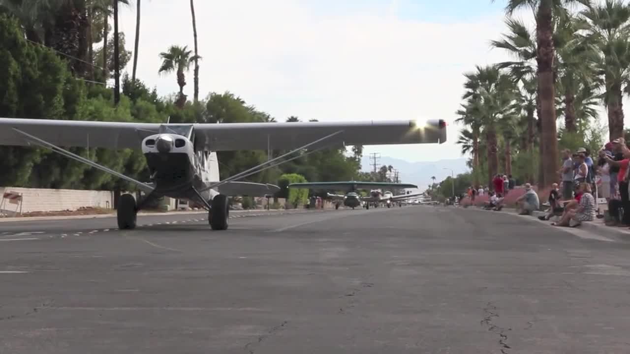 Flying Aviation Expo 2014: Parade of Planes