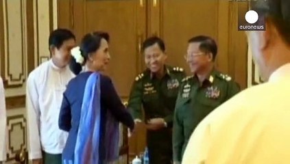 پارلمان میانمار بحث درباره تغییر قانون اساسی را آغاز می کند