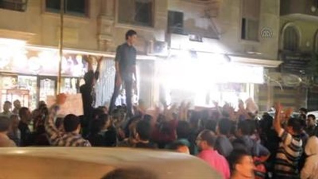 Mısır'daki Darbe Karşıtı Öğrenci Gösterileri