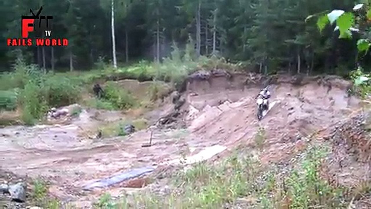 [+18 ~ Sexy Funny Girl]First Backflip Attempt Fail - Fails World