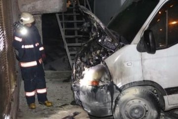 Beyoğlu'nda 5 Araç Kundaklandı