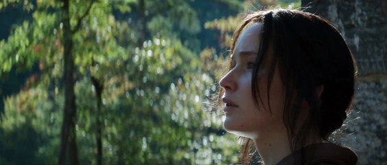 The Hunger Games: Mockingjay Part 1 - Spot TV “Courage” [VO|HD1080p]