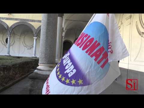 Napoli - I Pensionati si rivolgono a Renzi: Adeguare le pensioni (31.10.14)