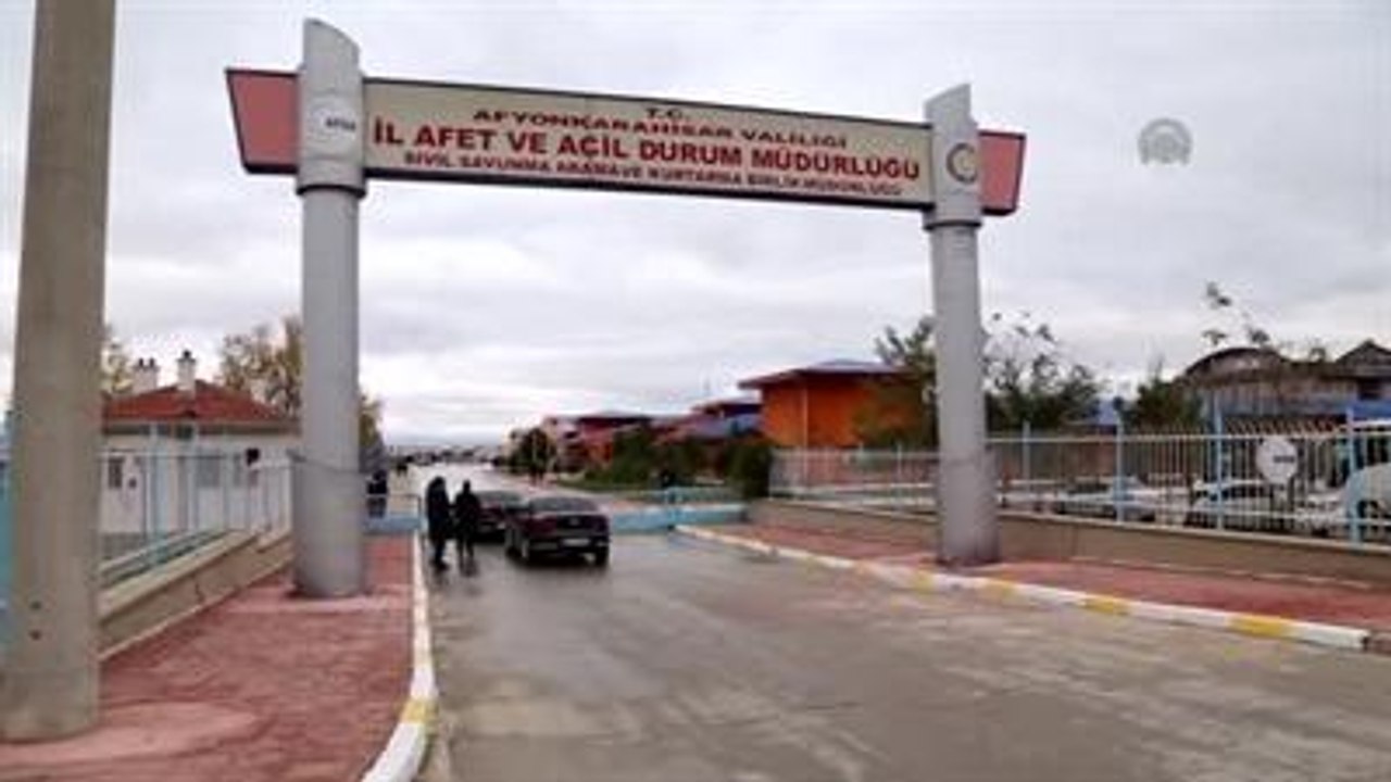 Başbakan Davutoğlu, Afyonkarahisar'da