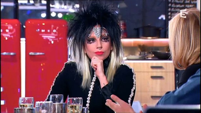 Lady Gaga s'exprime sur les anti-mariage pour tous en France