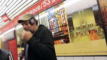 Des musiciens dans 9 stations du métro de New York jouent ensemble en même temps!